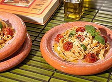 Image of Vegane Tomaten-Feta-Nudeln