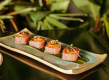 Image of Thunfisch-Sashimi mit karamellisierter Orangen-Sauce