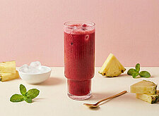 Image of Rote Beete-Ananas-Erdbeer Smoothie