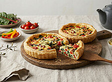 Image of Blätterteig Quiche mit Gemüse