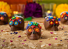 Image of Día-de-los-Muertos-Schokoladenschädel