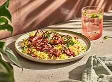 Image of Gebrochener Reis mit gegrilltem Schweinefleisch