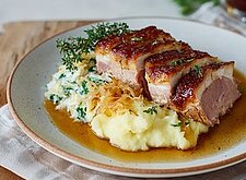 Image of Sauerkraut mit Kassler und Kartoffelpüree