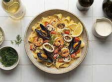 Image of Bandnudeln mit Meeresfrüchten