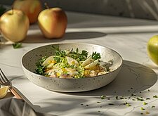 Image of Forellensalat mit Äpfeln