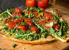 Image of Pesto-Flammkuchen