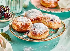 Image of Kirsch-Krapfen