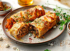 Image of Hackfleischstrudel mit Schafskäse