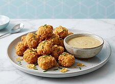 Image of Popcorn Chicken mit Honig Senf Dip