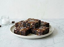 Image of Saftige Vegane Brownies mit Meersalz