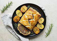 Image of Nussbraten im Blätterteigmantel