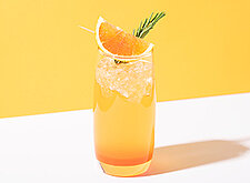 Image of Passionsfrucht-Orangen-Cocktail