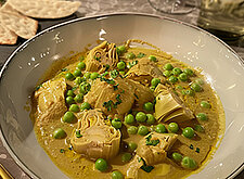 Image of Tajine mit Artischocken und Erbsen