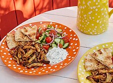 Image of Veggie Döner Teller mit Kräuterjoghurt