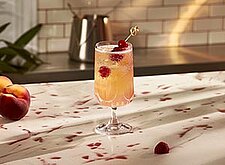 Image of Bellini mit Beeren