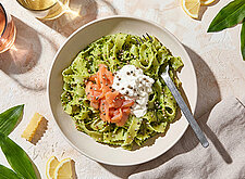 Image of Bärlauch Pasta mit Lachs