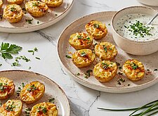 Image of Loaded Potato Bites mit Kräuter Dip
