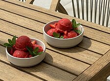 Image of Erdbeer-Minze-Sorbet