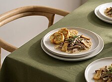 Image of Kalbsfilet mit gebratenen Briocheknödeln