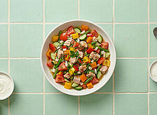 Image of Bunter Frühlingssalat mit Thunfisch