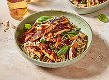 Image of Veganes Stir Fry mit Basilikum