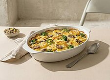 Image of Kartoffelgratin mit Broccoli und Champignons