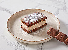 Image of Bueno Eis Sandwich