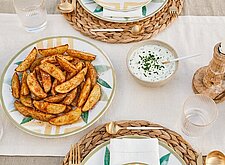 Image of Airfryer Kartoffeln mit Kräuter Dip