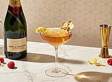 Image of Bubbles and Bling