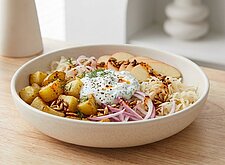 Image of Sauerkraut Bowl mit Kartoffeln und Joghurt