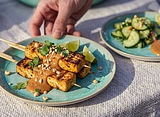 Image of Tofu Satay mit Erdnusssauce