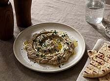 Image of Baba Ganoush mit Grillfladen