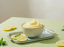 Image of Zitrone Frozen Yogurt