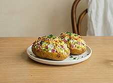 Image of Backkartoffeln mit Schinken