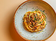 Image of Nudelpfanne mit Sauce Bolognese