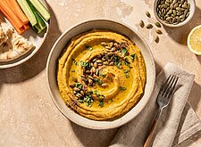Image of Kürbis Hummus mit gerösteten Kernen