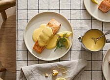Image of Lachs mit Sauce Hollandaise