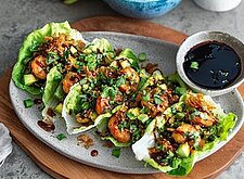 Image of San Choi Bao mit Black Tiger Garnelen