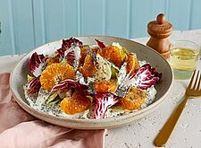Image of Winterlicher Salat mit Kohlrabi, Orange und Radicchio