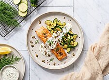 Image of Lachs mit Zucchetti und Quark