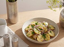 Image of Lauwarmer Kartoffelsalat mit Kräutern