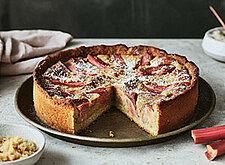 Image of Rhabarber-Marzipan-Kuchen