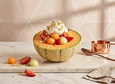 Image of Erdbeeren und Melonenkugeln