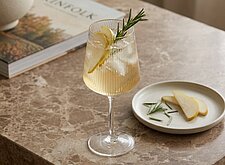 Image of Birnen-Rosmarin-Spritz