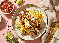 Image of Mexikanische Tacos mit Salsa
