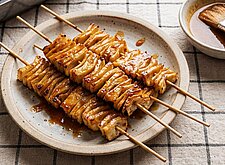Image of Selleriespiesse mit Miso-Marinade