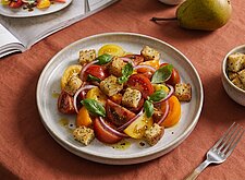 Image of Tomatensalat mit Kräutercroutons