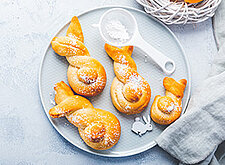 Image of Osterhasen- oder Osterlammkuchen