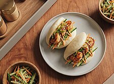 Image of Garnelen Bao Buns mit Gurken Slaw