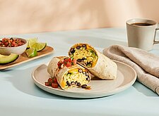 Image of Frühstücks Burrito mit Bohnen und Käse